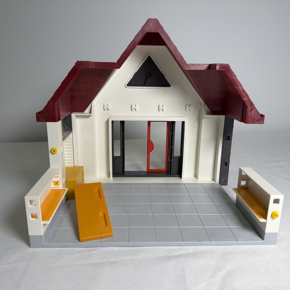 Playmobil 6865 School House - Vintage, Rare, Retired - Picture 5 of 11